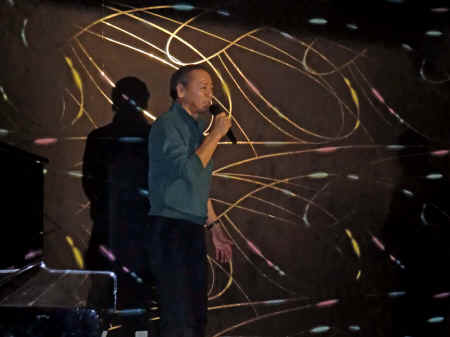 song01.jpg (412612 バイト)