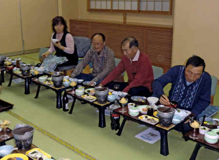 utage03.jpg (634495 バイト)