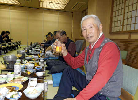 utage11.jpg (865621 バイト)